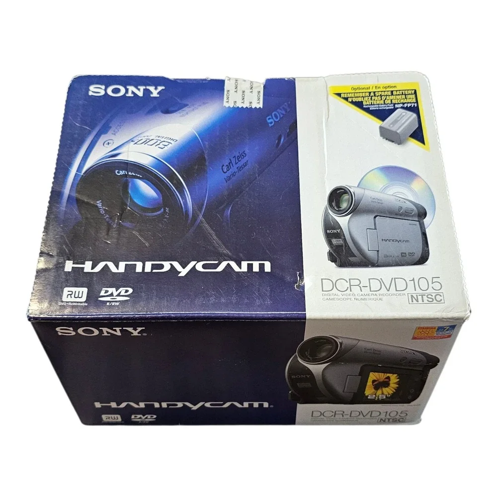Vintage Sony Handycam DCR-DVD 105 recorder set. Free shipping